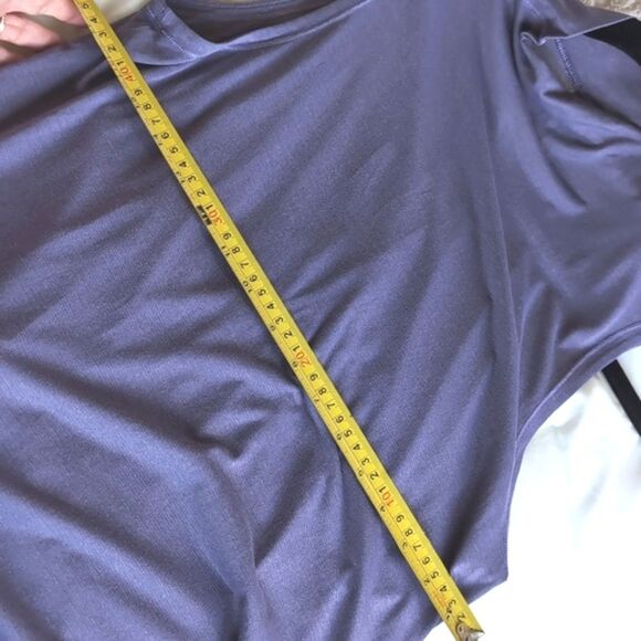 Lululemon Size 6 Women Twist & Reach Mock Neck Tank In Heather Viola NWOT - Picture 9 of 10